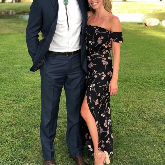 Revolve Flynn Skye Maxi Dress - Picture 4 of 4